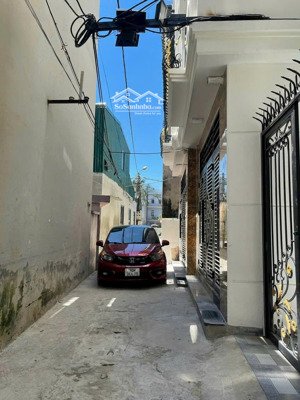 bán nhà 30m x5 tầng la khê - hà đông - full nội thất- oto đỗ cửa- giá thương lượng