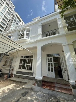 cần bán villa mỹ thái, phú mỹ hưng, giá 38.5 tỷ lh xem nhà: nhân