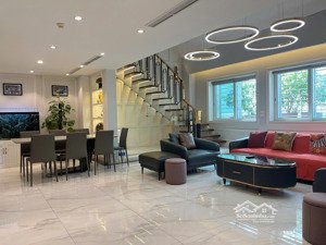 chính chủ cho thuê căn duplex penthouse tòa e4 ciputra hà nội, full nội thất cao cấp giá tốt