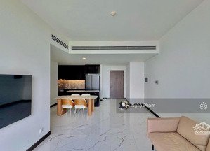 bán căn hộ 2 phòng ngủ empire city. ban công đông nam, căn góc view sông trực diện. 