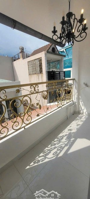 bán nhà nguyễn thiện thuật p.2 q.3
lh: điệp 