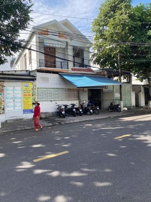 bán nhà 2 tầng mặt đường bửu đoá ngang 8,15m giá cực tốt