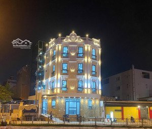 giảm 15 tỷ!!chính chủ cần bán nhà mặt tiền đường phạm văn đồng p.4 quận gò vấp.dt: 192m2 giá 35 tỷ