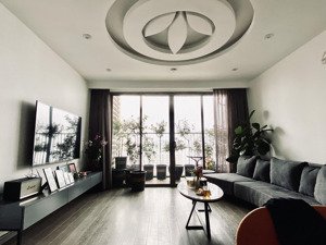 bán căn góc 136m2, 3 phòng ngủ 2wc tòa bohemia residence. tầng trung, full nt, sổ đỏ. giá 12 tỷ