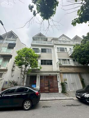 CỰC HIẾM, LIỀN KỀ KHU ĐÔ THỊ NAM TRUNG YÊN LÔ GÓC VIEW TRỰC TIẾP VƯỜN HOA