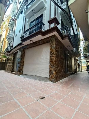 nghĩa_tân tt cầu_giấy quanh 17-18 tỷ thang máy full đồ 7 tầng xây mới lô góc.ôtô vào nhà sổ đỏ 60m2