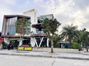 biệt thự góc 352m2 mới xây dựng cách biển 200m đang cho thuê cần bán nhanh