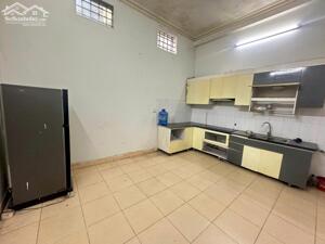 Bán nhà 3 tầng Đống Đa, Vĩnh Yên. Giá chỉ 2,x tỷ