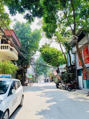 cho thuê nhà ở lĩnh nam, hoàng mai, 5 tầng mới tinh thang máy, 20tr