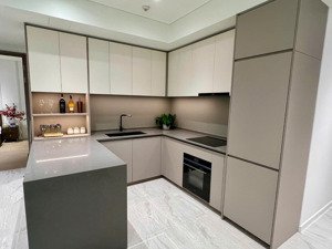 bán căn góc 2pn 78m2 giá tốt nhất thị trường 23,5 tỷ (bao toàn bộ thuế phí) lh 