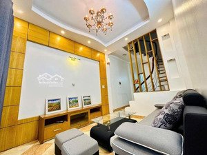 hot! bán nhà đẹp 45m2 kinh doanh đỉnh, oto đỗ cửa ngay đường 19/5 văn quán