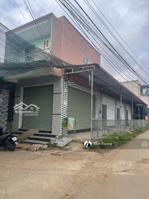 bán gấp dãy trọ ấp 1 sông trầu ( ấp 9 xã trảng bom mới) lô góc hai mặt tiền 2tỷ6 tl gần kcn bàu xéo