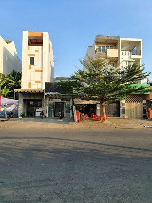 bán nhà mt trần lựu 4 tầng - thiết kế văn phòng - hđt 65tr/tháng thu net - dt 80m2 - giá 25 tỷ