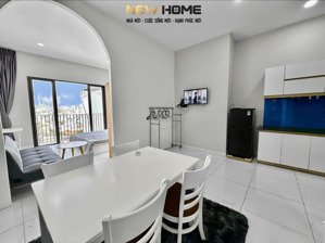 căn hộ 1pn hầm xe thang máy bảo vệ 24/7 full nội thất ban công ngay trung tâm phú nhuận