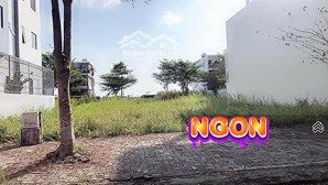 giá siêu tốt ngay tại tp gò công chỉ 555tr , sở hữu ngay đất thổ cư 140m2 , đất sổ hồng riêng .