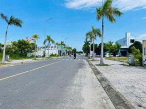 độc quyền 2 lô đất lakeside vị trí đẹp kd sầm uất, giá rẻ nhất thị trường chỉ 25tr/m2