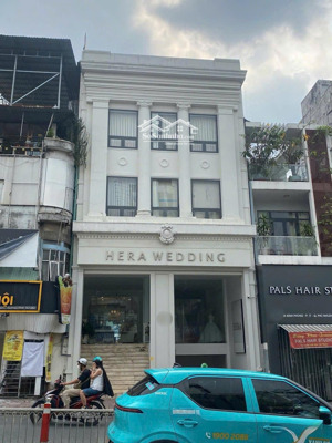 nhà mt phan đình phùng phường 17 q. phú nhuận - dt: 9m x 16m - hầm 4 tầng - hđt 6000 usd - 40 tỷ