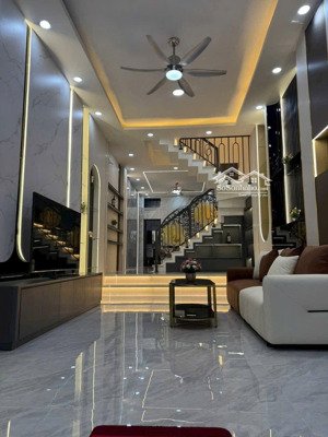 nhà huỳnh tấn phát q7- 4 lầu đúc- 65m2 - hẻm otô - giá 7 tỷ nhỉnh