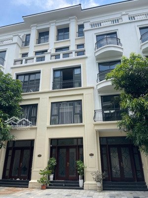 quỹ hàng f0 san hô duy nhất. giá chỉ 8,6 tỷ, rẻ hơn thị trường 500 triệu