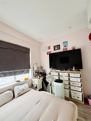 chính chủ bán căn 66m2 2n2vs 32t the golden an khánh full nội thất đẹp