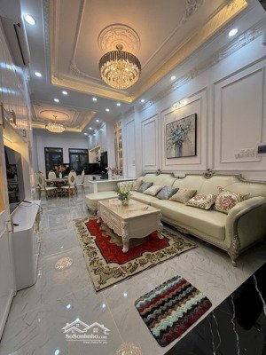 nhà đẹp mới 100%, mua chỉ cần sách với lên vào là ở, nội thất thiết hiện đại thằng máy 450kg