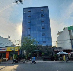 bán tòa nhà vị trí đẹp ngay mặt tiền cộng hoà - dt: 8 x 40m - 2 hầm + 8 lầu - giá bán: 65 tỷ tl