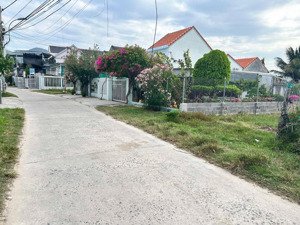 150m2 mặt đường dã tượng - biển dốc lết, đường to đẹp cách biển chỉ 500m