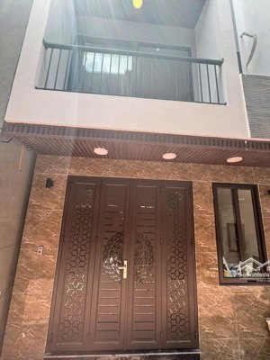bán nhà mới đẹp phúc lợi, dt 38.6m2, mt 4.5m rộng. nhà kiên cố, sổ chính chủ, giá nhỉnh 6 tỷ