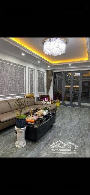 gấp bán nhà mặt phố bùi ngọc dương giá chỉ 31.5 tỷ 72m 6 tầng mặt tiền 4.4m hai bà trưng