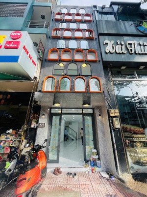 bán nhà mặt tiền an dương vương - quận 5 - nhà mới - chưa qua đầu tư - 20,3 tỷ