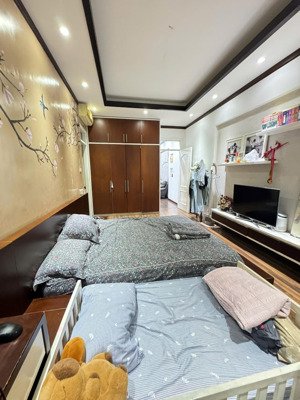 bán căn hộ chung cư 24t1 hoàng đạo thuý , 120m2 , 3 ngủ ,2vs lh 