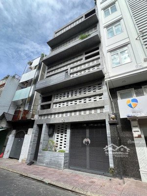 siêu phẩm mặt tiền hoàng sa, quận 3 - ngang 10x15m - hđt:100trđ - 4 tầng - giá chỉ 28 tỷ