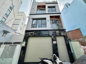 siêu phẩm nhà q1 đ đinh công tráng p tân định. 70,6m2/3tỷ950 gần chợ tân định đang cho thuê 28tr/th