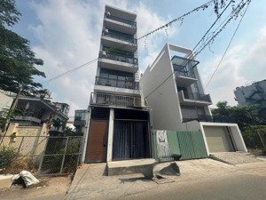 dòng tiền 1 tỷ 8/năm! bán tòa nhà chdv điện biên phủ - dt 5x36m (1500m2 sàn) hầm 8 tầng giá 35 rỷ