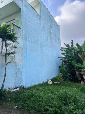 đất nền ngay kcn thuận đạo mở rộng, xã long định, cần đước, long an. 110m2/440tr, shr, full thổ cư.