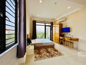 1pn ban công + cửa sổ lớn view chill ngay nguyễn tất thành (thang máy_full nội thất_an ninh)