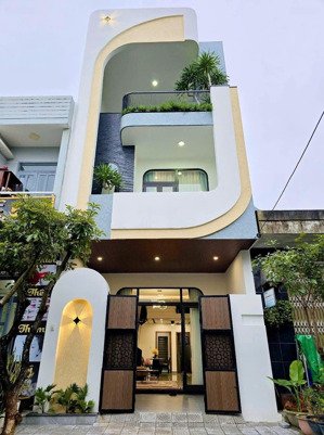 nhà mới xây 1 trệt 2 lầu gara ô tô chỉ 1tỷ2 nguyễn hữu trí