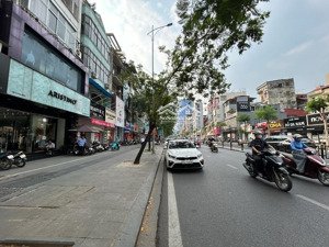 siêu phẩm mặt phố chùa bộc - thiên đường mua sắm - vỉa hè đá bóng - 2 thoáng trước sau- kd đỉnh