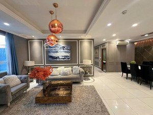 chính chủ cần bán gấp căn hộ grand riverside q4, căn góc, 137m2, 4 pn, 3 ban công, nội thất cao cấp