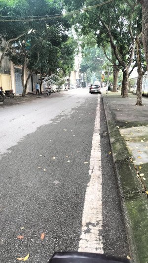 cạnh hồ, tây trà - hoàng mai 84m2 1 tầng - vỉa hè rộng - kinh doanh nghỉ dưỡng đỉnh