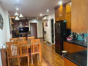 bán căn hộ 3 phòng ngủ 85m2 sẵn sổ chung cư ngay ngã tư vạn phúc-tố hữu giá 5,x tỷ