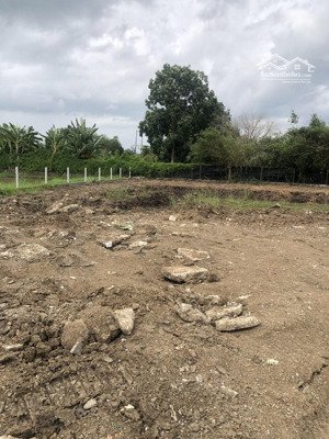 bán đất công 2050m2 có 800m2 đất ở hẻm xe tải đường hoàng phan thái giá 16tr/m2 tl, h bình chánh.