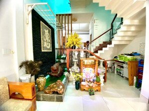 bán nhà đẹp mặt tiền hai bà trưng - hội an