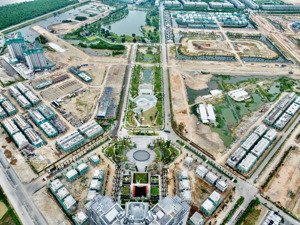 shophouse đối diện quảng trường ánh sáng eco central park đẹp nhất dự án. chiết khấu cao nhất