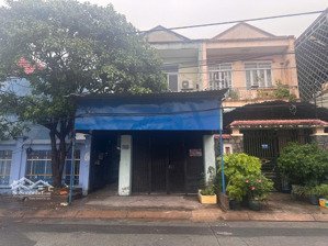 bán nhà mặt phố tại phường an phú, 4,5 tỷ, 109 m2, chính chủ