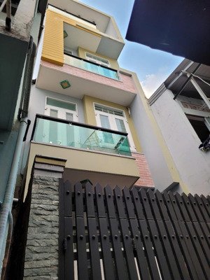 nhà 1 trệt 3 lầu 4pn máy lạnh gần ngã tư âu cơ-lạc long quân q.tân phú, dtsd 180m2