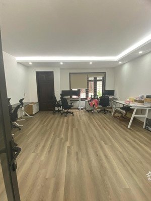 cho thuê nhà vũ phạm hàm cầu giấy 60m2 - 6 tầng - thông sàn - thang máy - 32tr/th