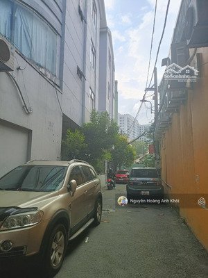 bán nhà hẻm xe hơi gần hoàng diệu 2, gần mặt tiền kha vạn cân