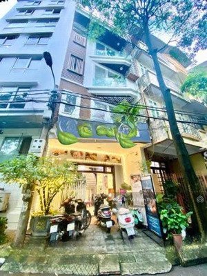 cho thuê nhà đỗ quang - cầu giấy, 70m2 x 5 tầng, mt:5m. đủ đồ cơ bản, gần bãi gửi xe ôtô xe máy....