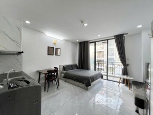 ch bancong sạch đẹp bancong rộng rãi - máy giặt riêng - full nội thất ngay ngã 4 phú nhuận